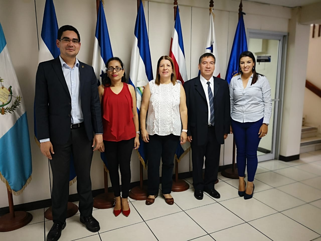 ICAP y la Universidad de El Salvador profesionalizarán docentes en proyectos y metodología de la investigación