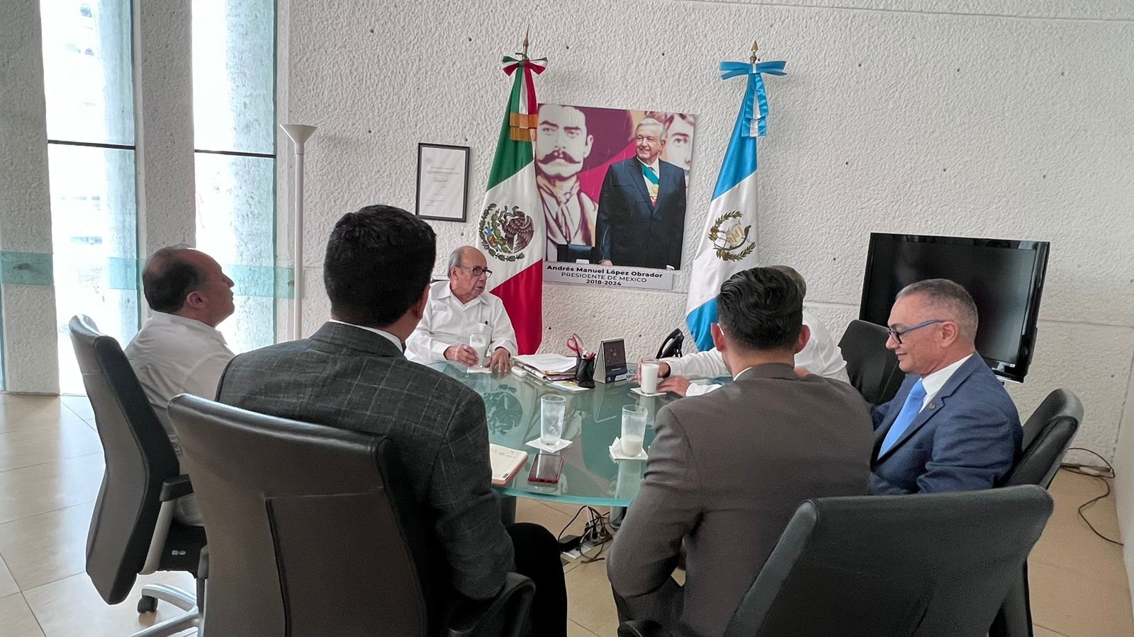 Estrechando cooperación en la República de Guatemala
